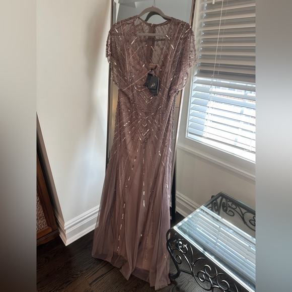 NWT - Amazing Adrianna Papel Gown - Picture 8 of 10